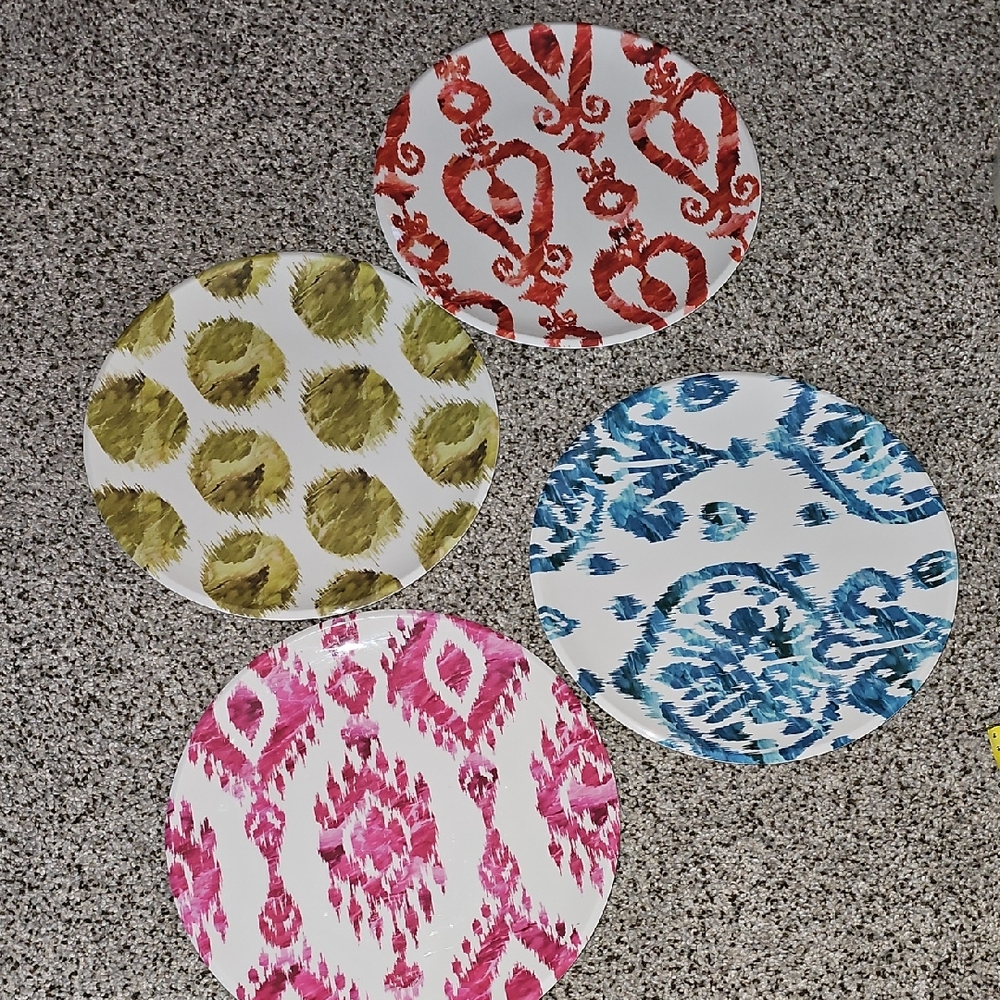 Boho Boutique Set Of 4 Colorful Ikat Print Melamine Plates